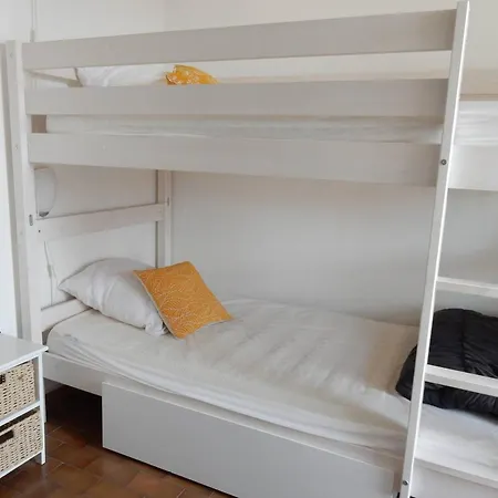 Appartement 2* Avec Parking, Proche - Fr-1-750-111 *