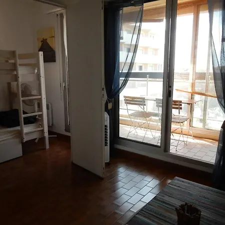 2* Avec Parking, Proche - Fr-1-750-111 Apartment *