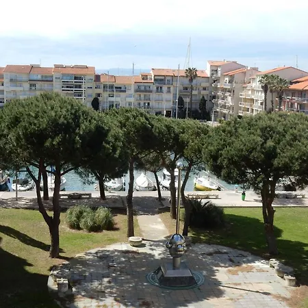 2* Avec Parking, Proche - Fr-1-750-111 * Canet-en-Roussillon