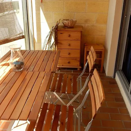 Appartement 2* Avec Parking, Proche - Fr-1-750-111 *